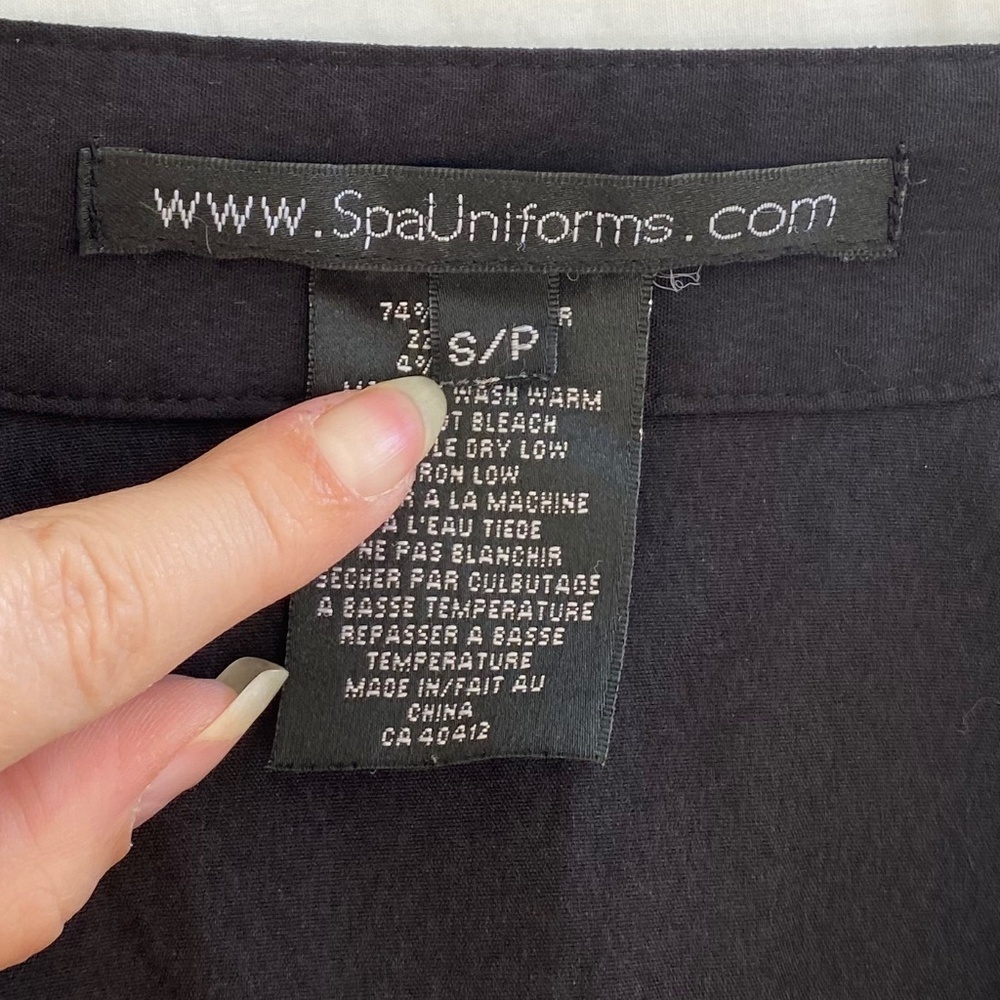 Luxury Spa Tunic Top Size: Small - Picture 9 of 12